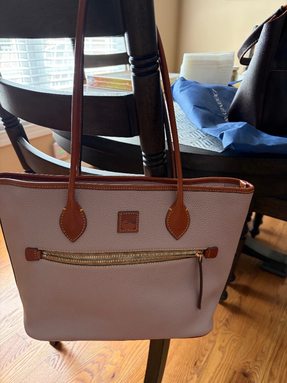 Dooney and Bourke tote